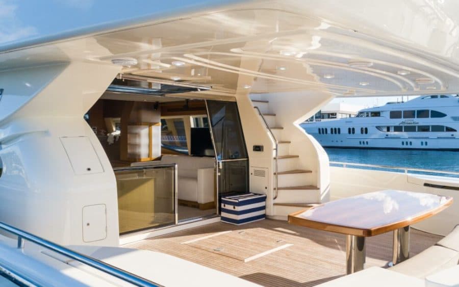2007 Ferretti Yachts 780