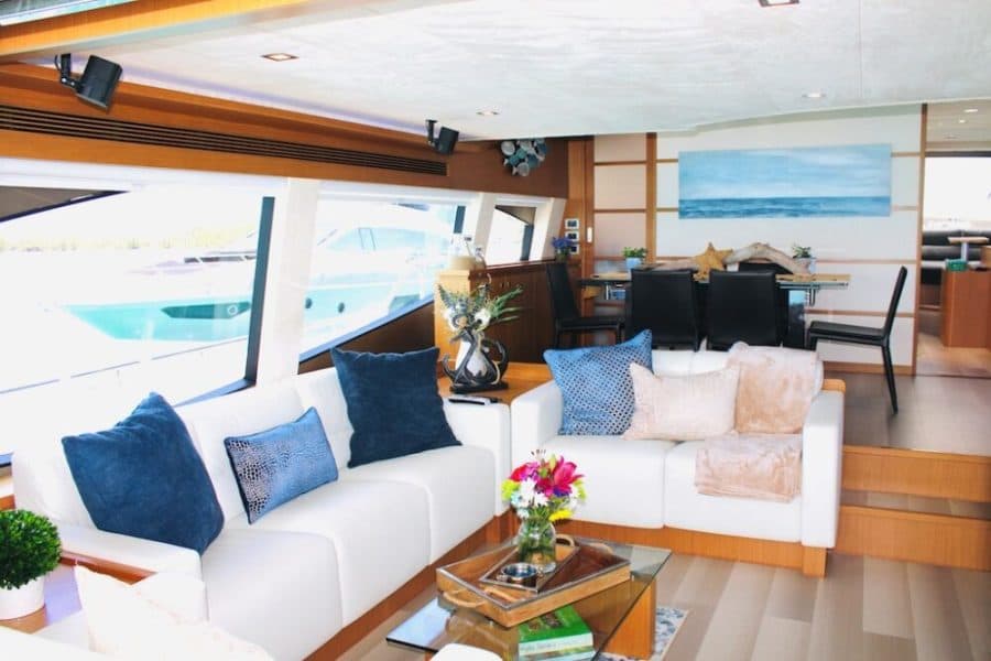 2007 Ferretti Yachts 780