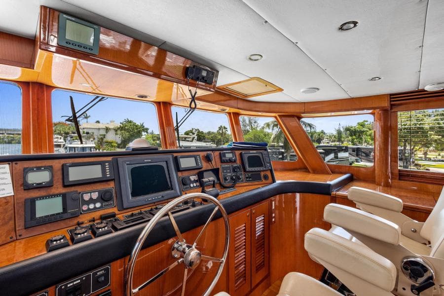 2006 Jefferson Starship Pilothouse