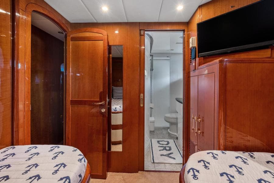 2006 Jefferson Starship Pilothouse