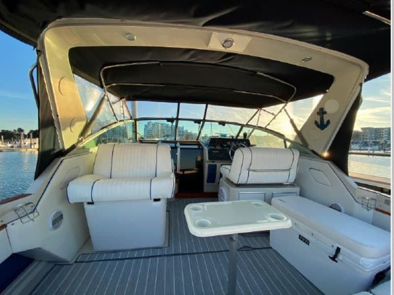 1988 Sea Ray 340 Express Cruiser