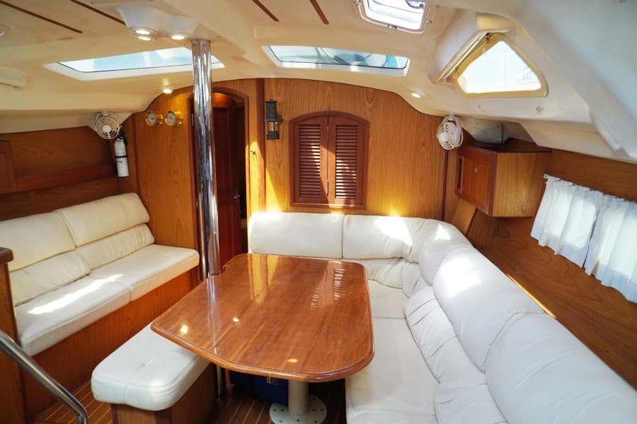 2000 Hunter Passage 420
