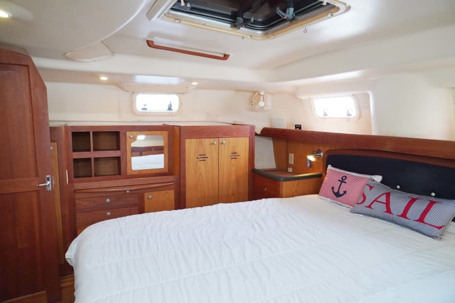 2000 Hunter Passage 420