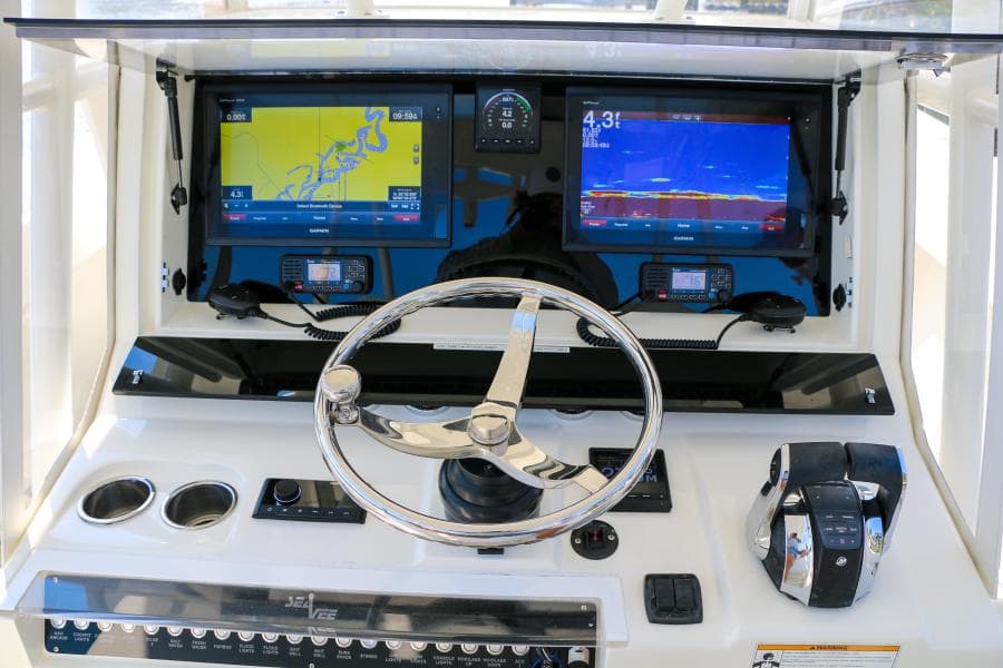 2016 SeaVee 390Z