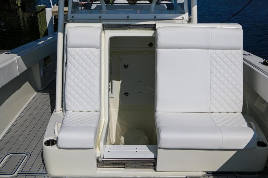 2016 SeaVee 390Z
