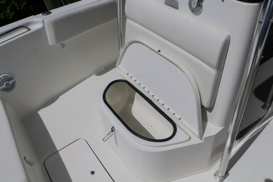 2006 Triton 24