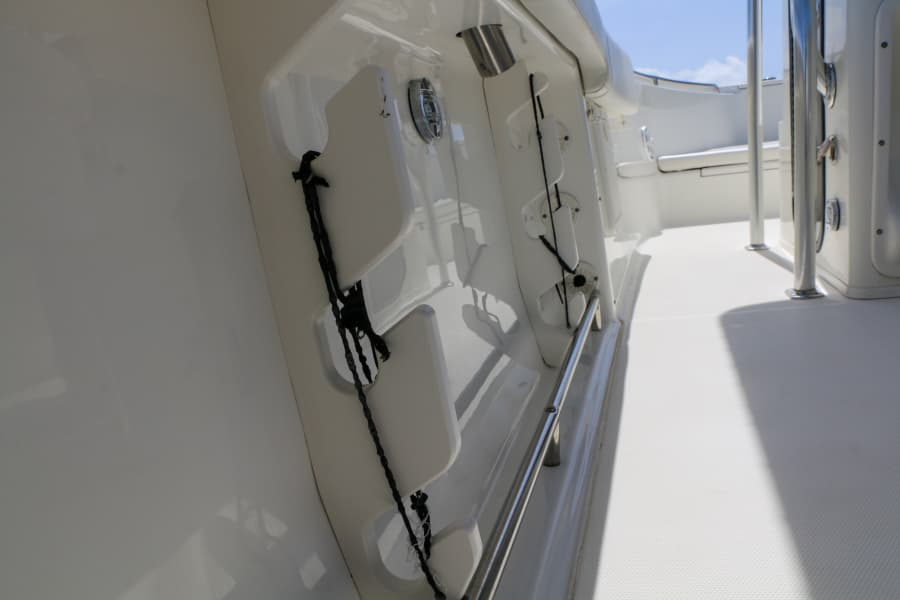 2006 Triton 24