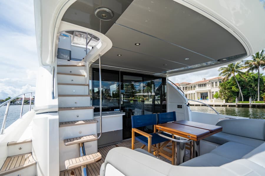 2018 Princess F62