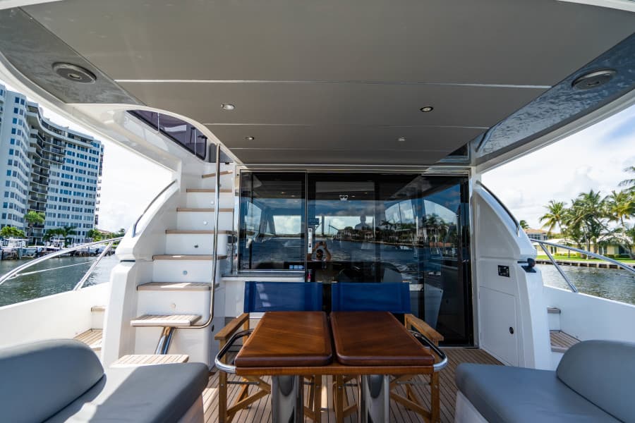 2018 Princess F62