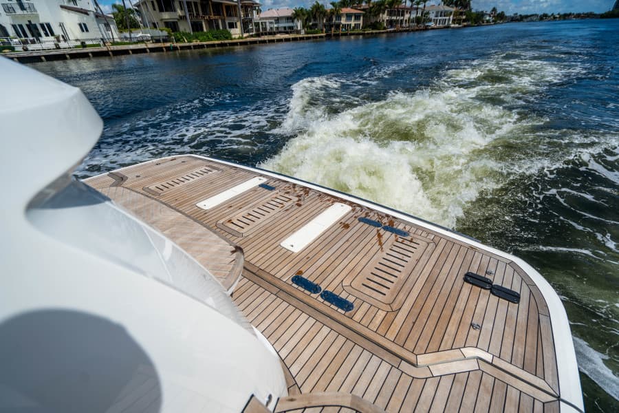 2018 Princess F62