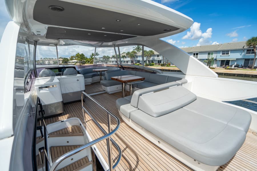 2018 Princess F62