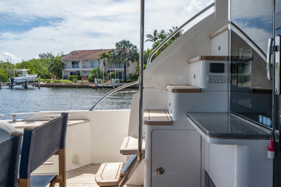 2018 Princess F62