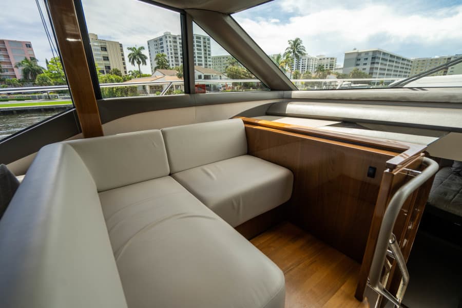 2018 Princess F62