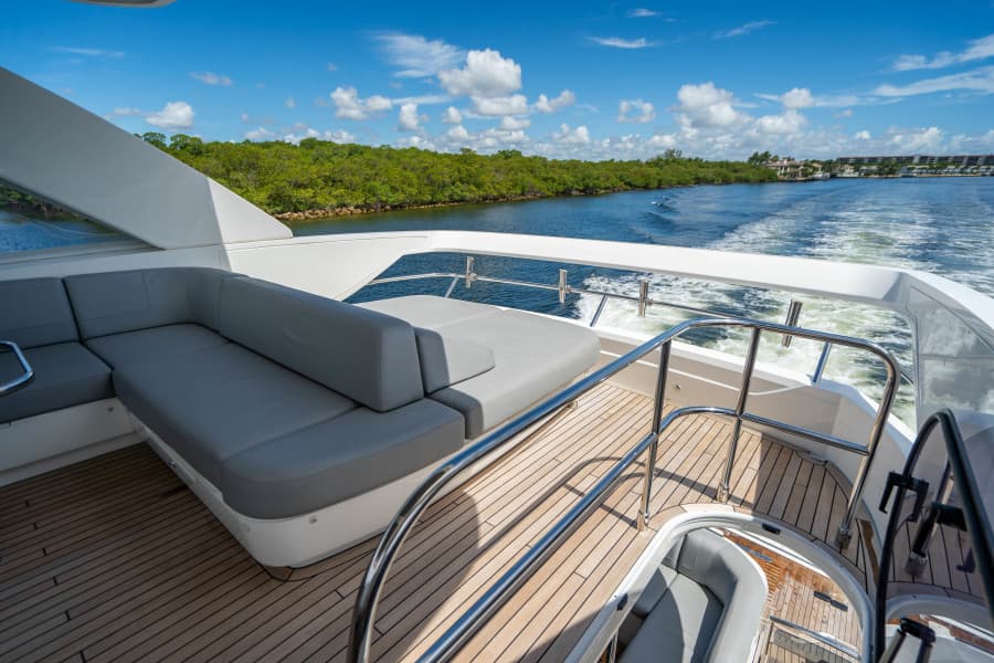 2018 Princess F62