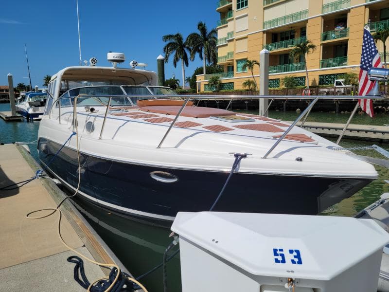 2005 Rinker Fiesta Vee 342