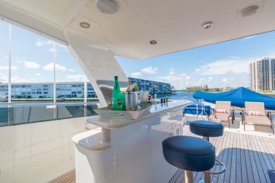 Flybridge Bar