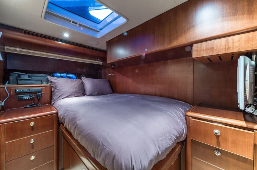Captain Or Double Cabin Fwd