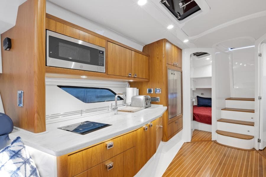 2020 Intrepid 477 Evolution