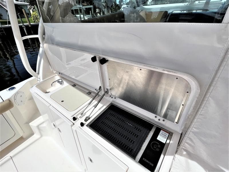 2016 Pursuit OS 385 Offshore