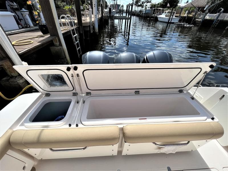 2016 Pursuit OS 385 Offshore