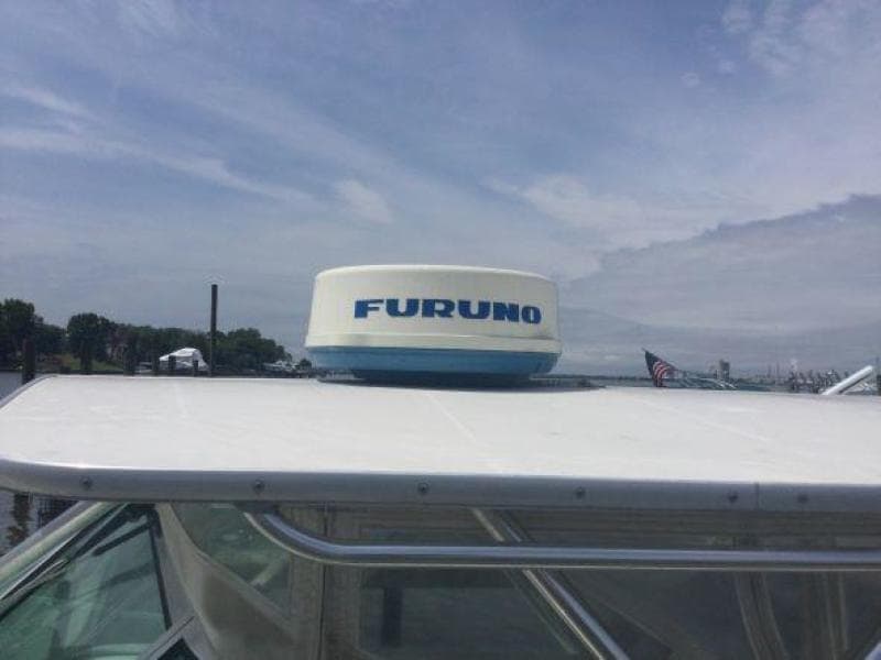 30' Pursuit Radar
