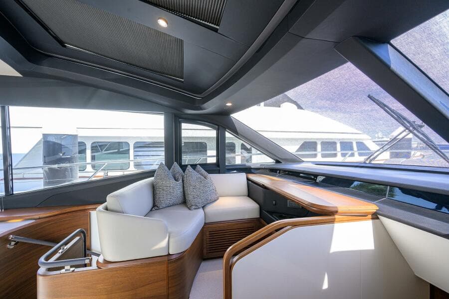 2027 Princess S72