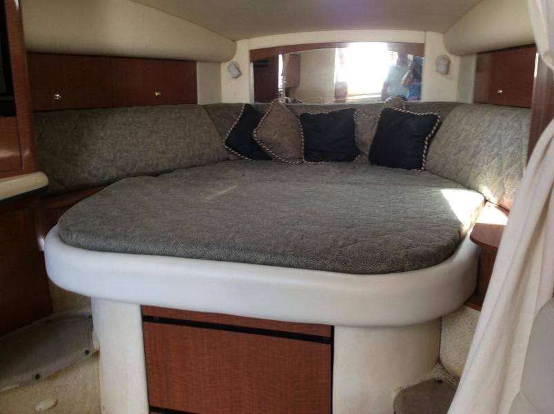 2003 Sea Ray 320