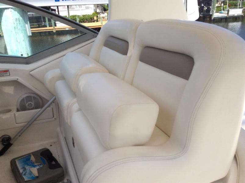 2003 Sea Ray 320