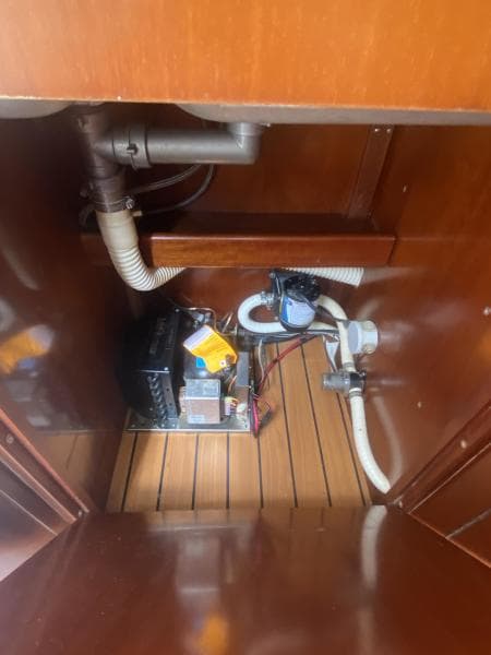 2004 Beneteau 473