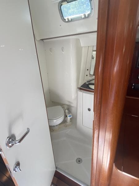 2004 Beneteau 473