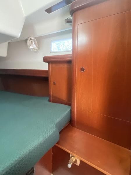 2004 Beneteau 473