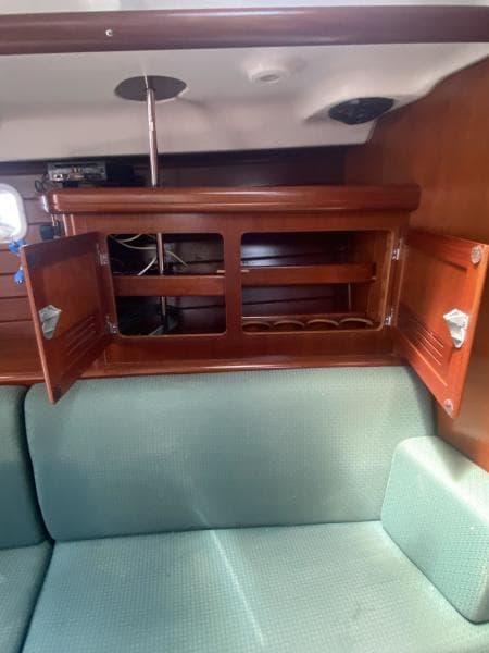 2004 Beneteau 473