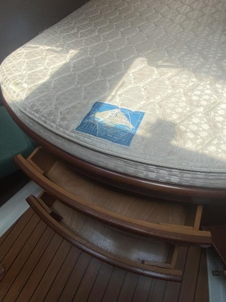2004 Beneteau 473