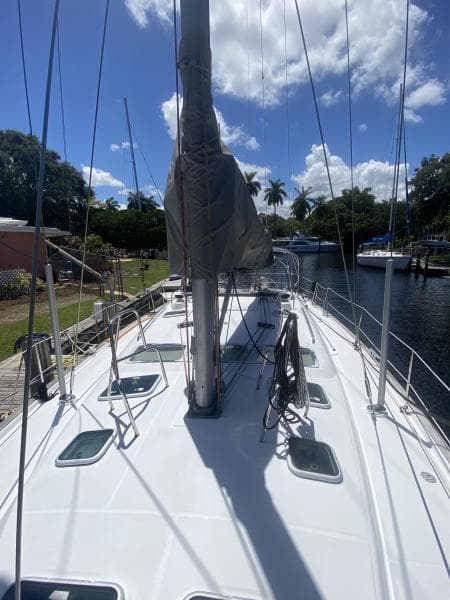 2004 Beneteau 473