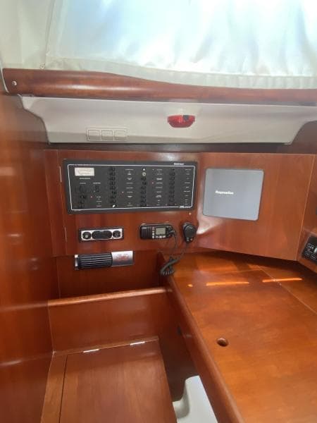 2004 Beneteau 473