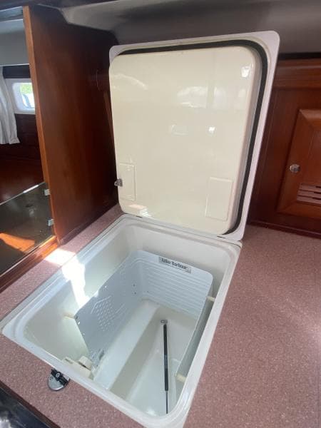 2004 Beneteau 473