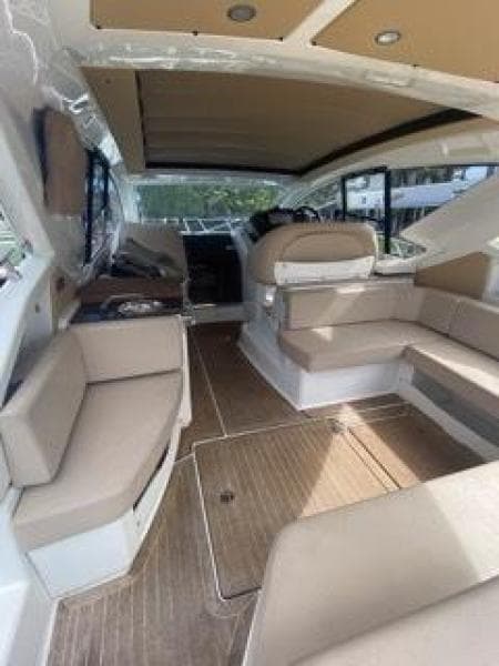 2013 Cranchi M44 HT