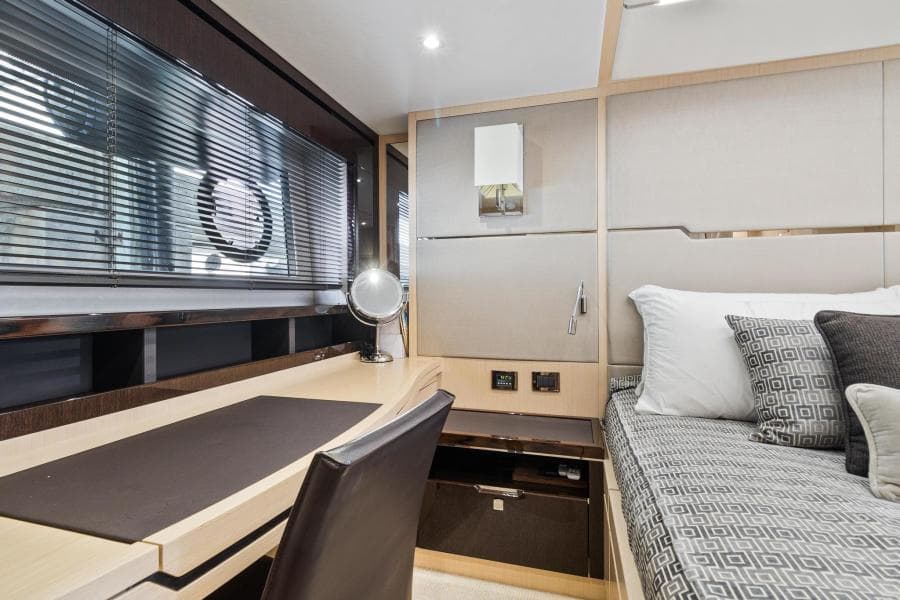 2018 Sunseeker Predator 68