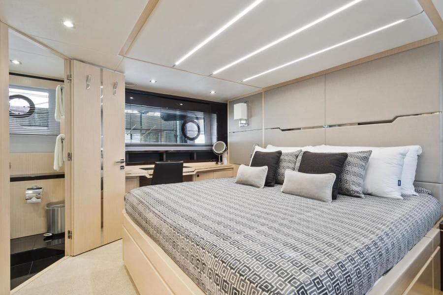 2018 Sunseeker Predator 68