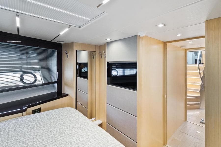 2018 Sunseeker Predator 68