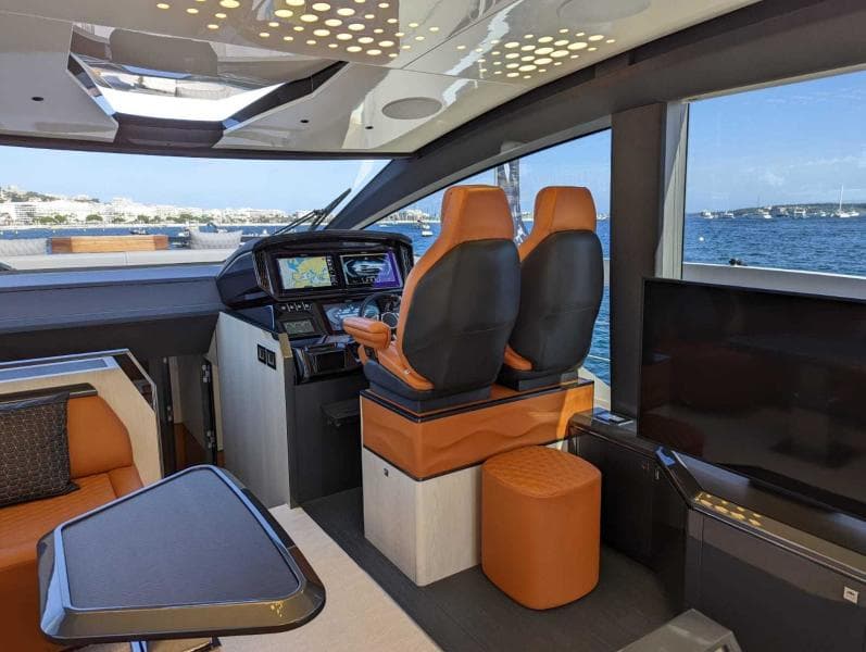 2023 Astondoa 677 Coupe