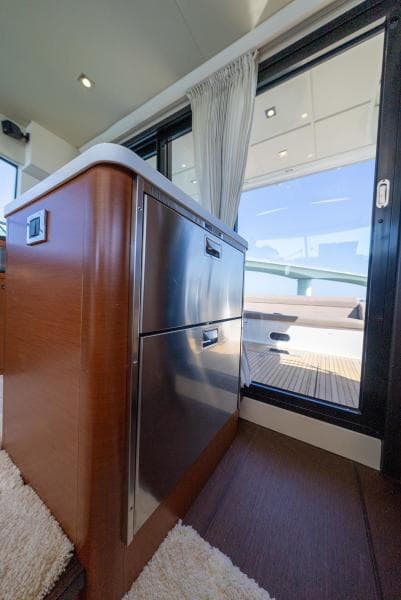 2016 Prestige 550 S
