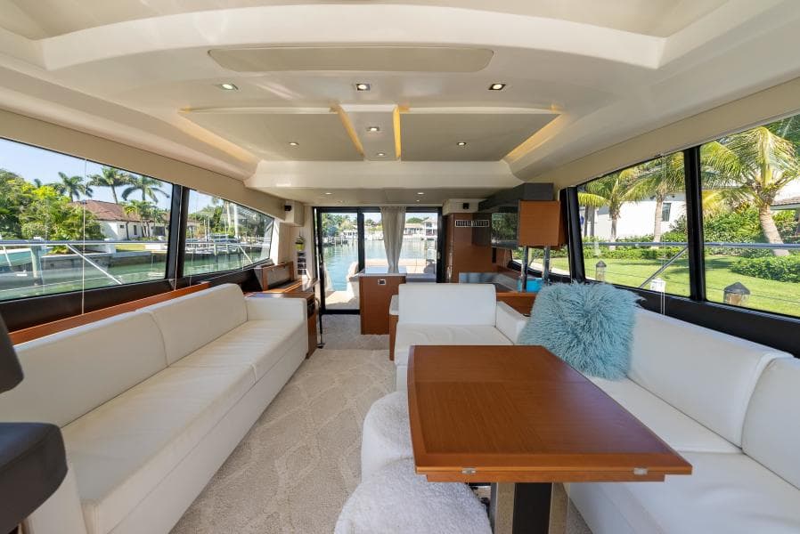 2016 Prestige 550 S