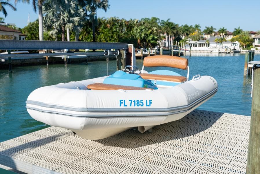 2016 Prestige 550 S