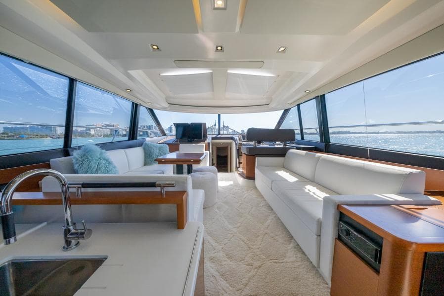 2016 Prestige 550 S