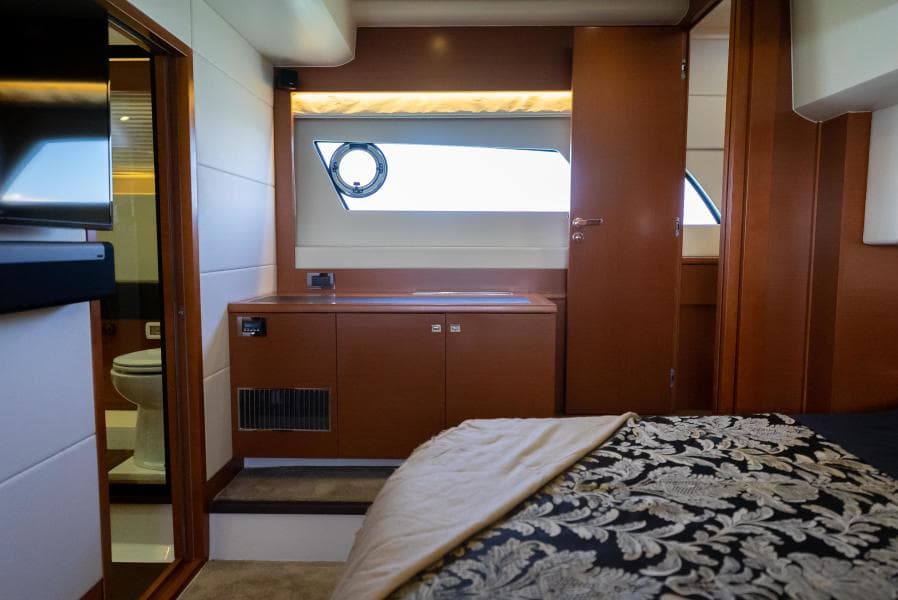 2016 Prestige 550 S
