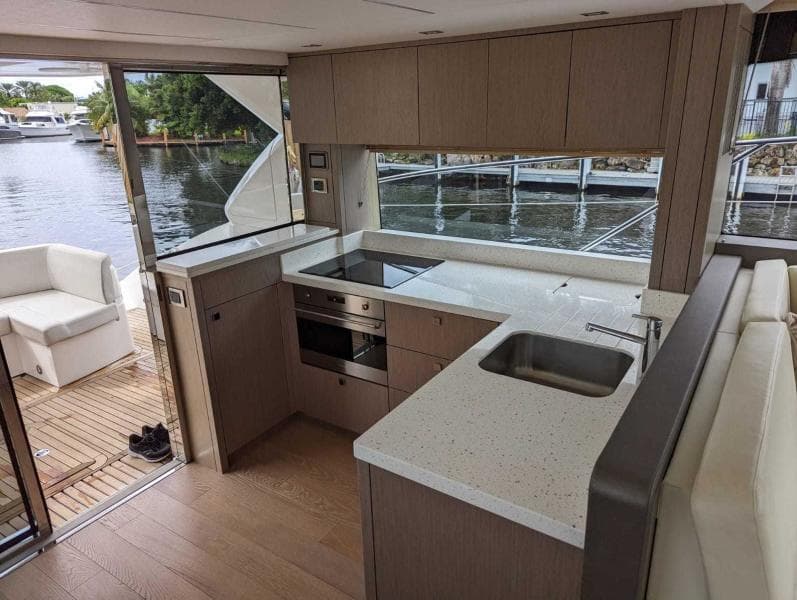 2018 Sunseeker Manhattan 52