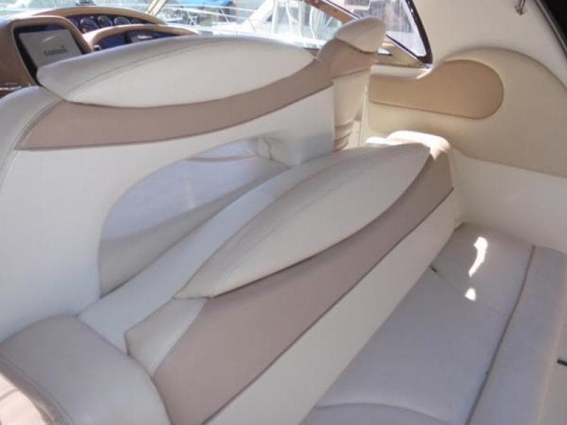 1999 Sea Ray Express Cruiser