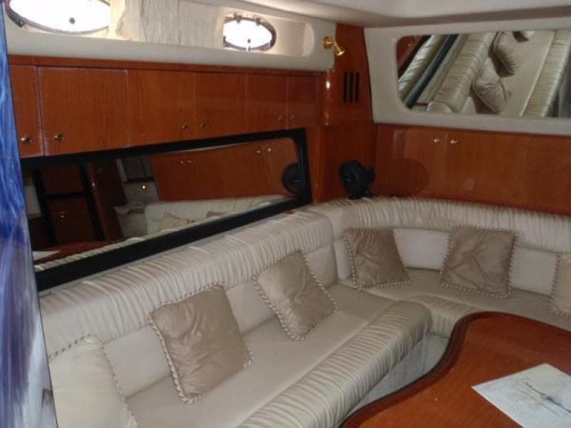1999 Sea Ray Express Cruiser