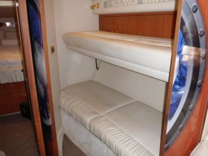 1999 Sea Ray Express Cruiser